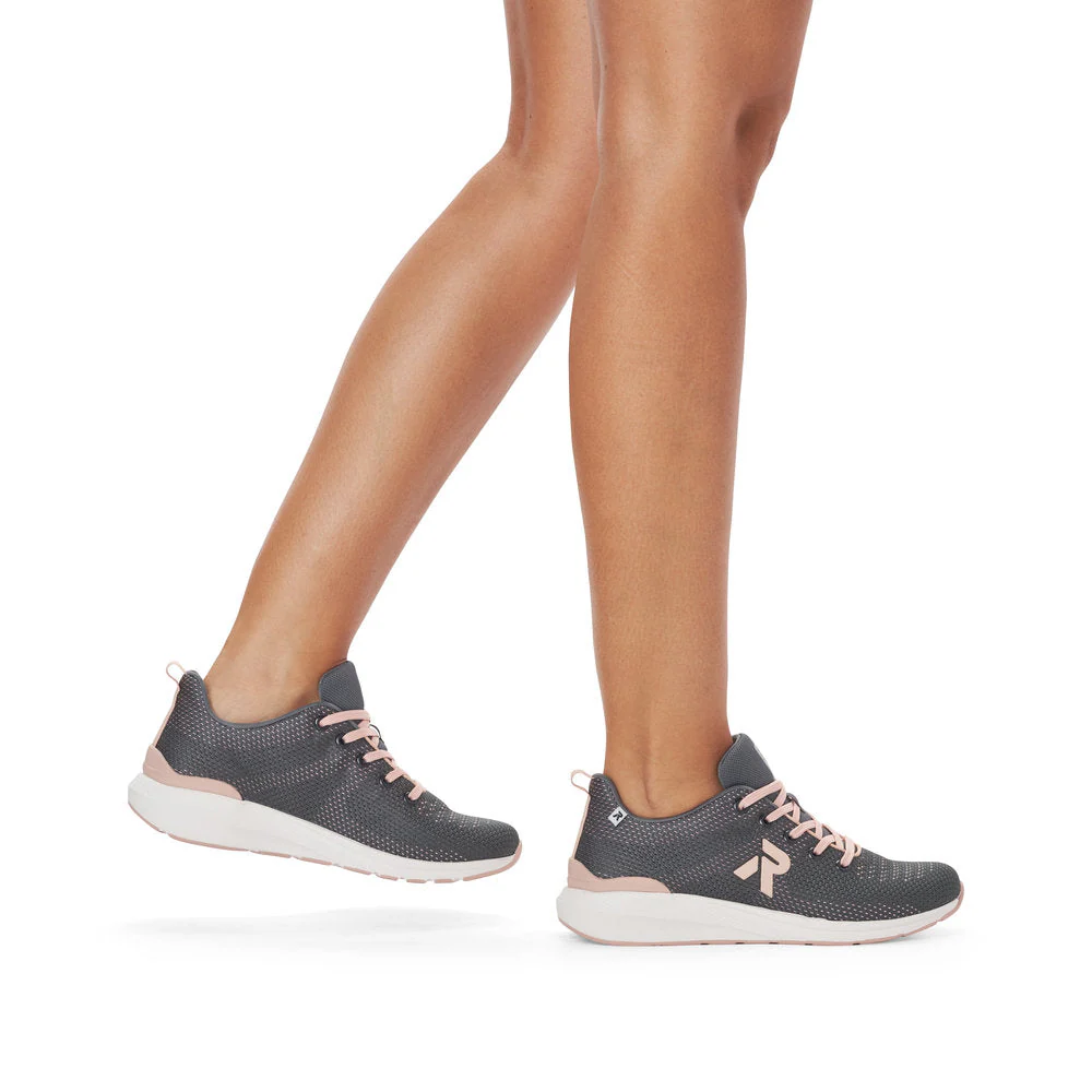 40100 Lace Up Sneaker - Image 7