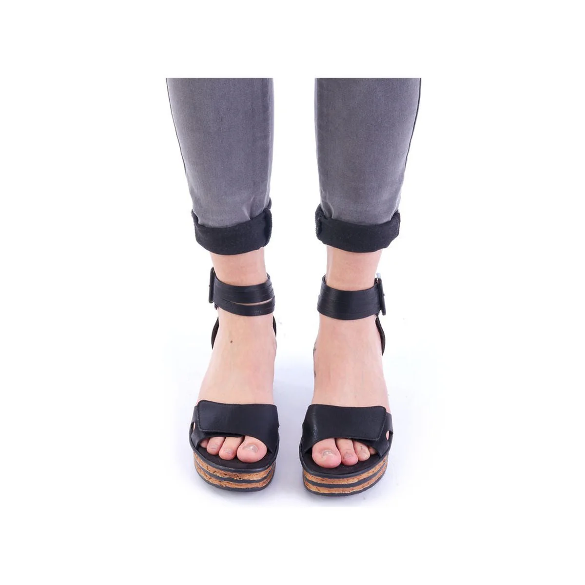 68194 Wedge Sandal - Image 10