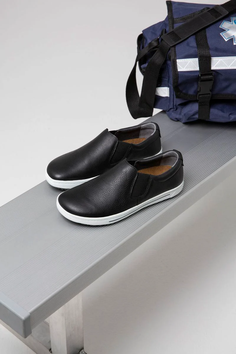 Birkenstock QO400 Leather – Black - Image 5
