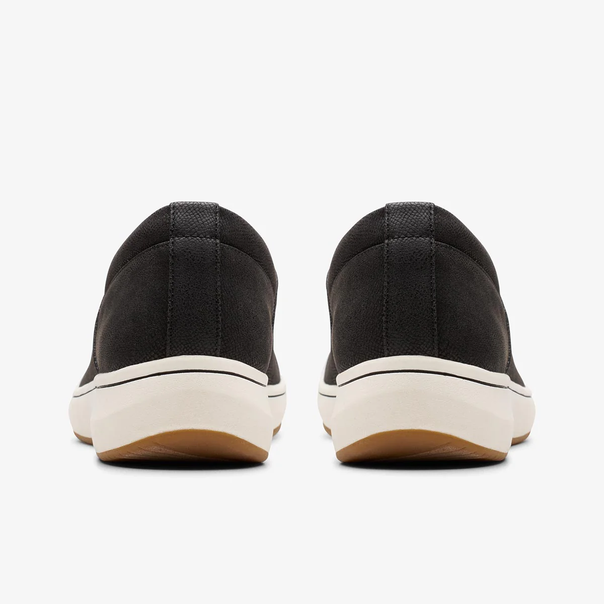Clarks BreezeSky Ria Women's Sneaker in Black/White - Image 5