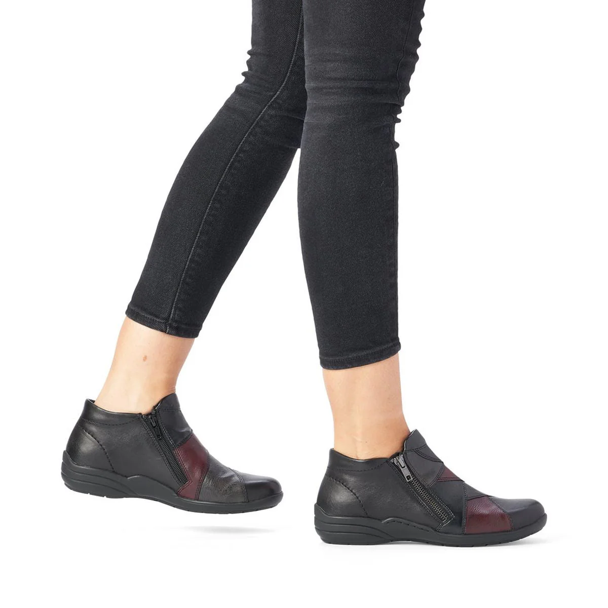 Remonte D7674 Women's Side Zip Shoe in Wine - Image 7