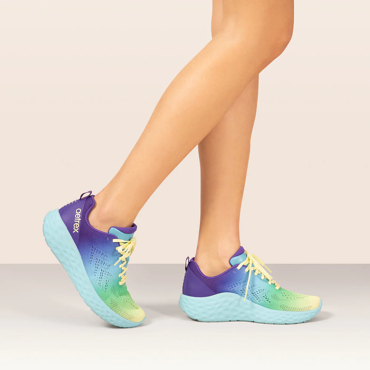 Aetrex Danika Women's Arch Support Sneaker – Ombre - Image 7