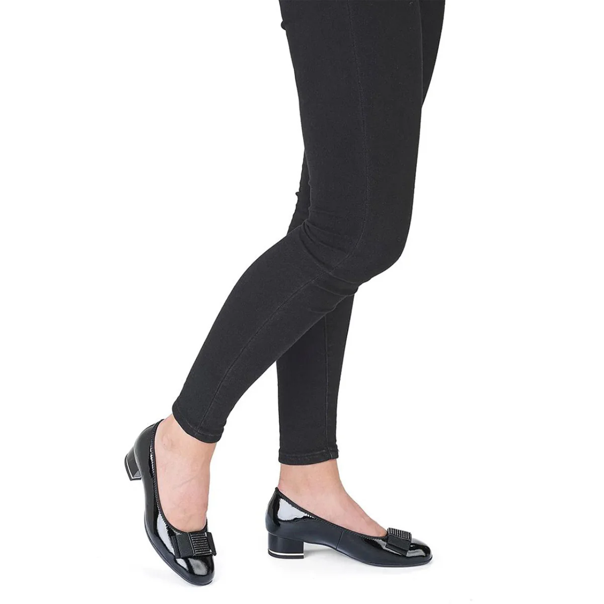 Garnet Women's Block Heel Pump - Image 9
