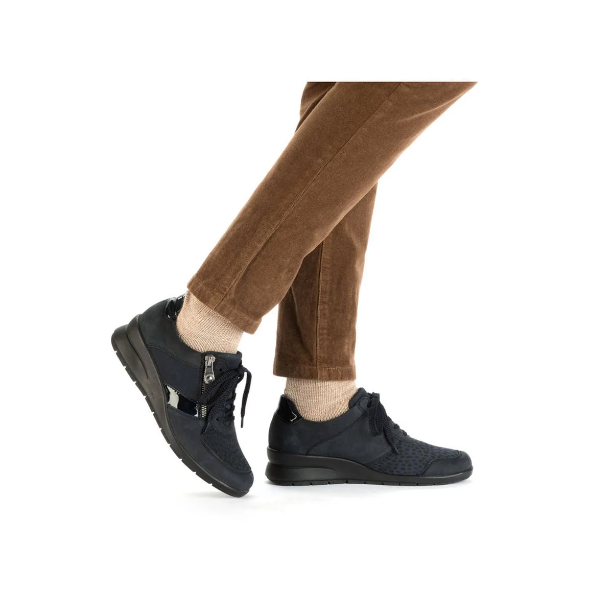 L4821 Women's Casual Lace Up - Image 7