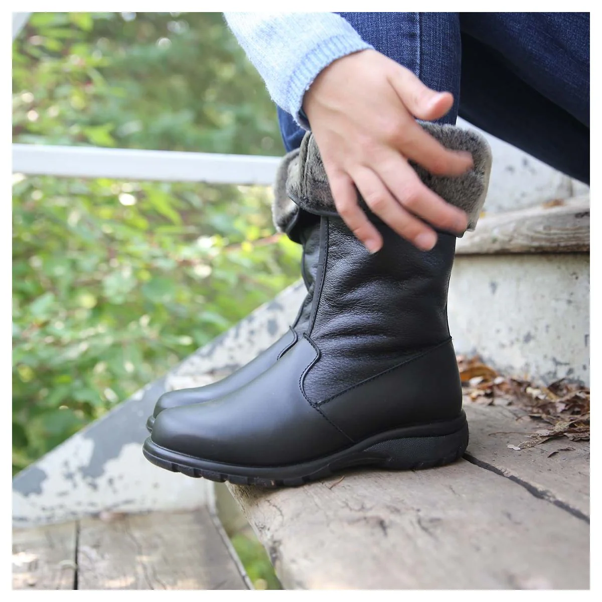 Toe Warmers Women's Shield Boot in Black - Image 8